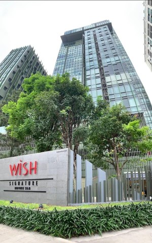 ขายคอนโดลิฟส่วนตัว Wish signature Condo 35 ตรม วิวใบหยก Lift ส่วนตัว โทร 081-733-8568