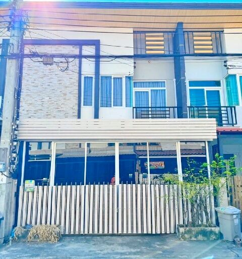 ให้เช่าทาวน์โฮม 2 ชุด ตลาดน้ำขวัญเรียม 1.5 กม.MRT ราษฎร์พัฒนา 900
