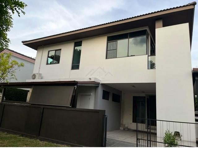 ให้เช่าบ้านเดี่ยว 2 ชั้น 101 ตรว. มัณฑนา เลค วัชรพล ถ.สุขาภิบาล 5