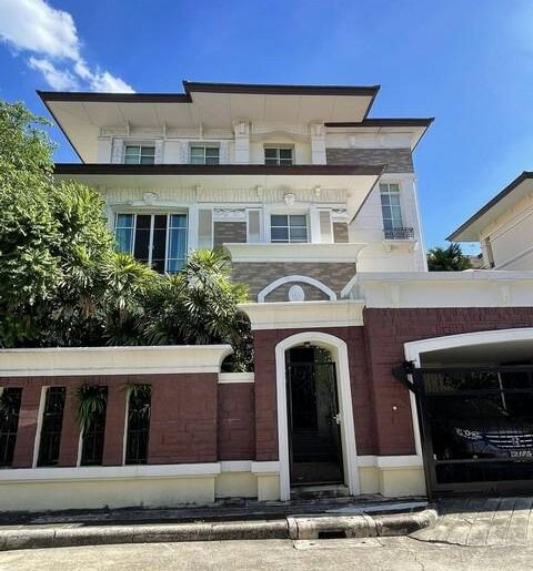 ขายบ้านเดี่ยว 3 ชั้น โครงการบ้านกลางกรุง เดอะนีซ รัชวิภา