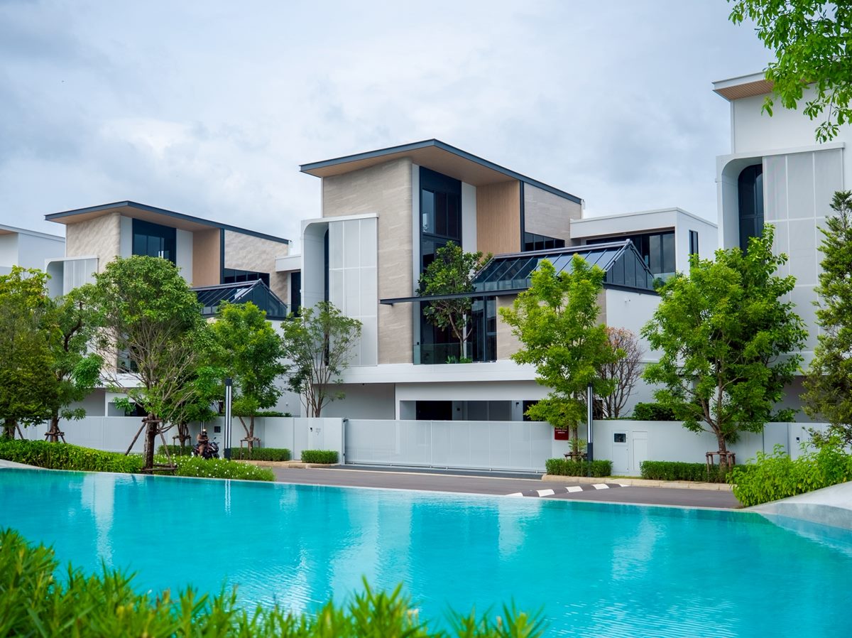VIVE กรุงเทพกรีฑา โครงการบ้านเดี่ยว 3 ชั้น พร้อมลิฟต์ส่วนตัว 4 ห้องนอน 6 ห้องน้ำ ราคาพิเศษ โทร 0818119186