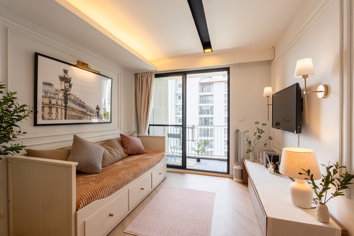 The Nest Ploenchit | Newly Renovated 1BR in Prime CBD — Move-in Ready Tel 062-992-5599