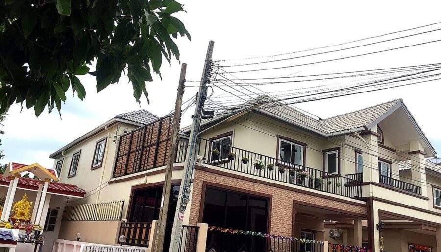 ขายบ้านเดี่ยว โครงการ อิ่มอัมพรทาวน์ ซอยราชพฤกษ์ 9 ใกล้สถานีรถไฟตลิ่งชัน โทร 065-1515166