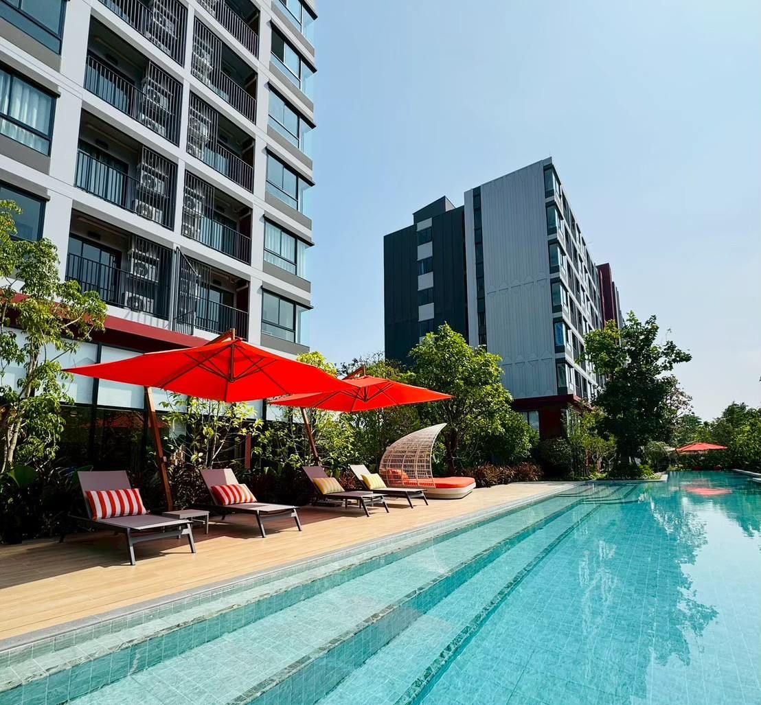 ขายคอนโด ใหม่ dcondo Vivid Rangsit ตรงข้าม ม.กรุงเทพ ข้ามสะพานลอยก็ถึงมหาลัย พร้อมอยู่ โทร 0616161426