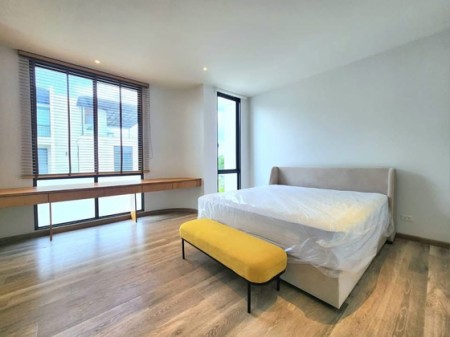 ขาย ทาวน์โฮม รายล้อมด้วยโรงเรียนนานาชาติ Luxury-Townhome-Located-in-the-heart-ofRamaIII–Sathupradit ใกล้สาทรสีลม Luxury-townhome-Rama3-For-Home-office ทาวน์โฮมหรูพระราม3